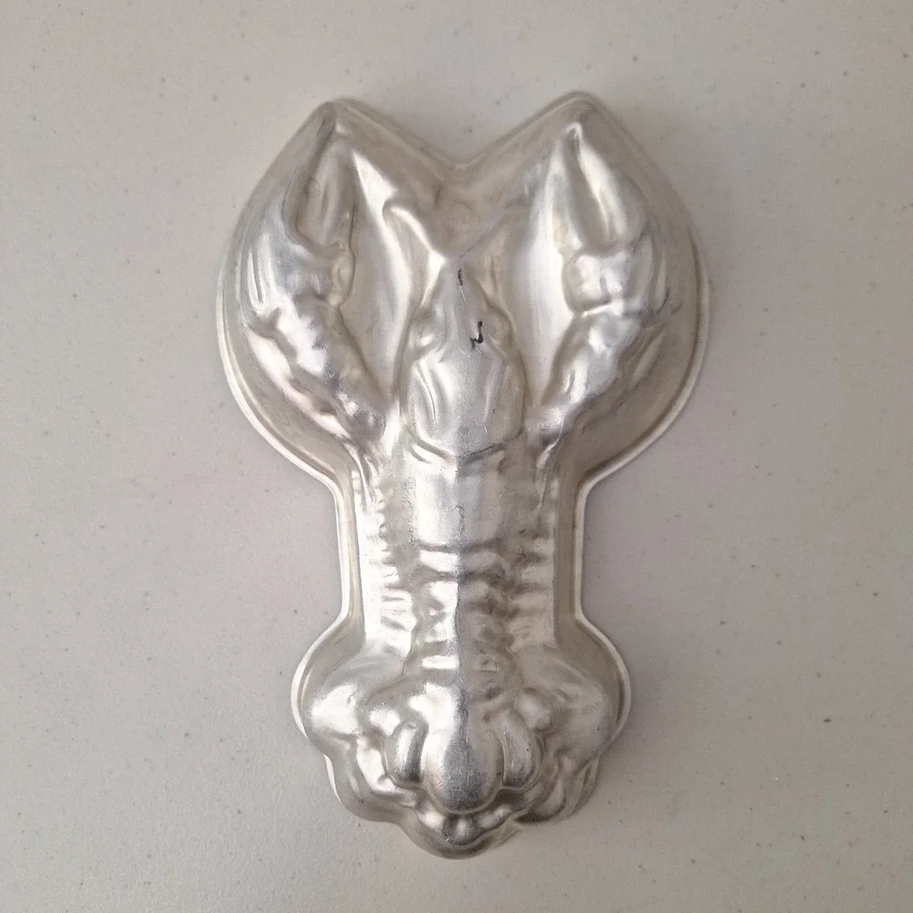 Vintage Silver Lobster Wall Hanging Jello Cake Mold MCM Gold Girls